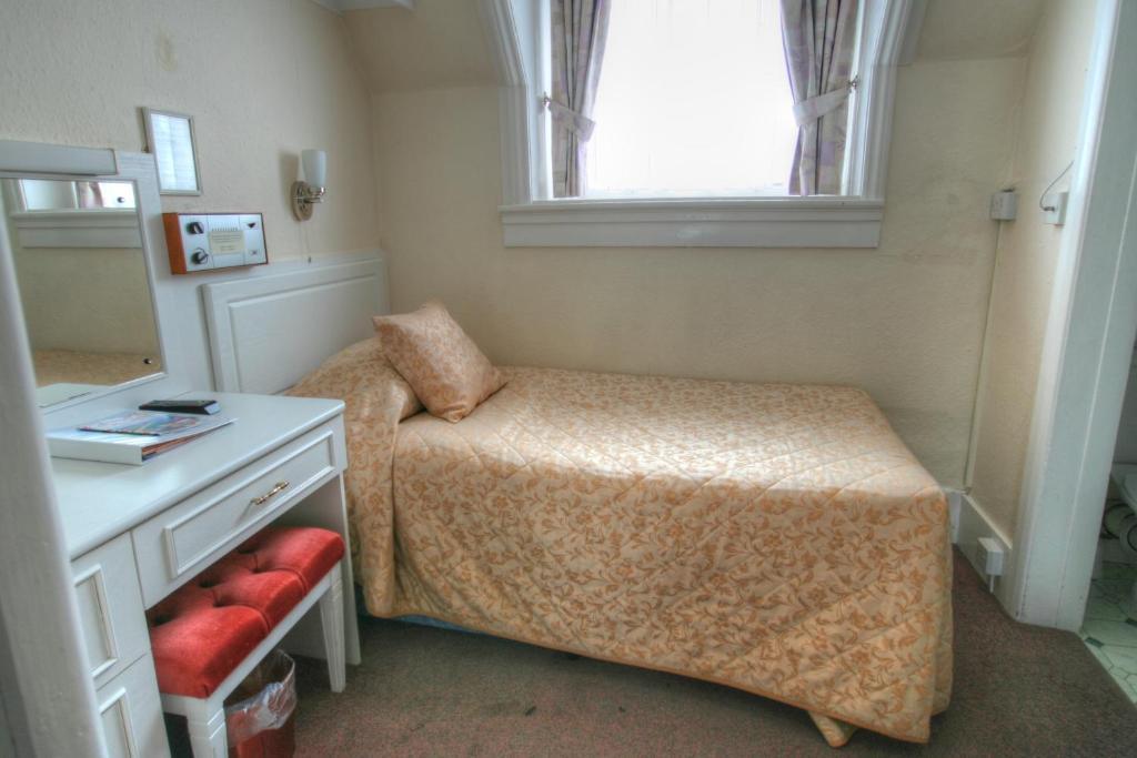 Arlington Hotel ボーンマス 部屋 写真