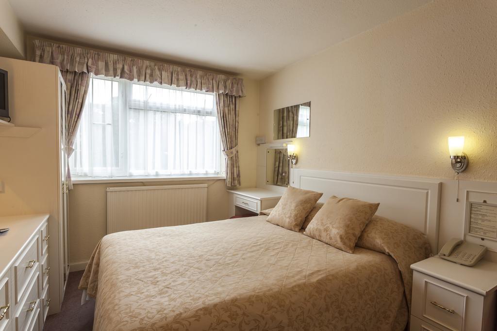 Arlington Hotel ボーンマス 部屋 写真